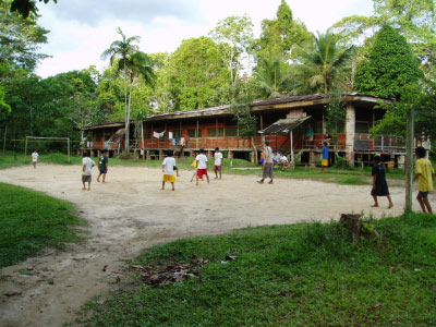 PB010047